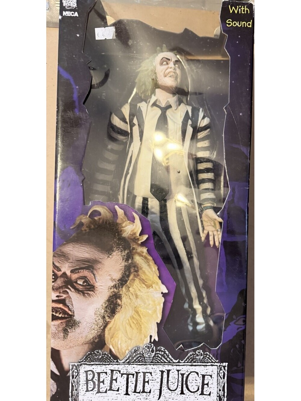 NECA 18" Beetlejuice With Sound Figure